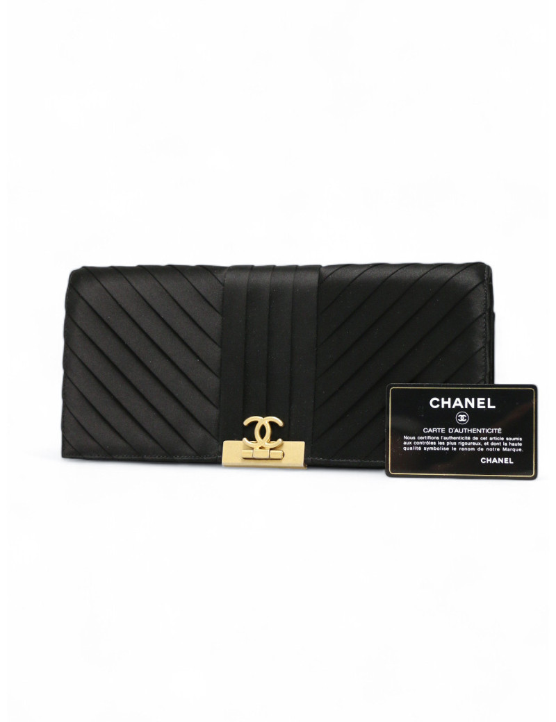 Pochette CHANEL satin noir