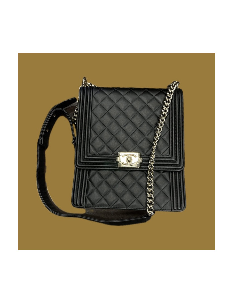 Sac messager boy Chanel cuir noir : occasion certifiée authentique