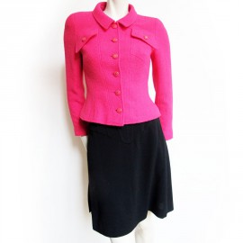All CHANEL t 36 fuchsia and black skirt