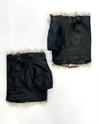 Mitaines CHANEL T 7 cuir perles Collection Graffiti