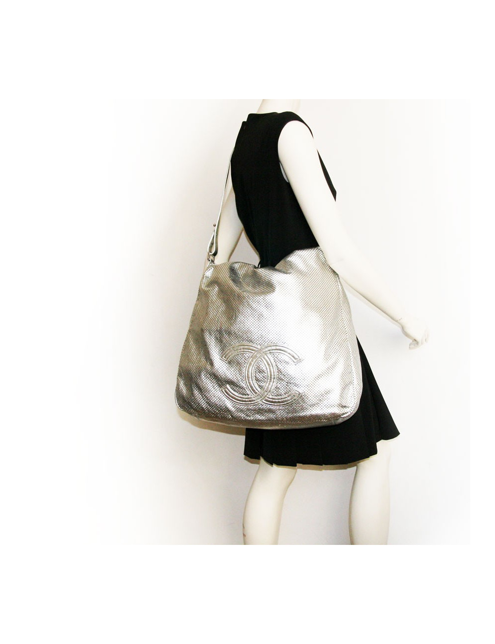 Grand sac CHANEL cuir métalisé 