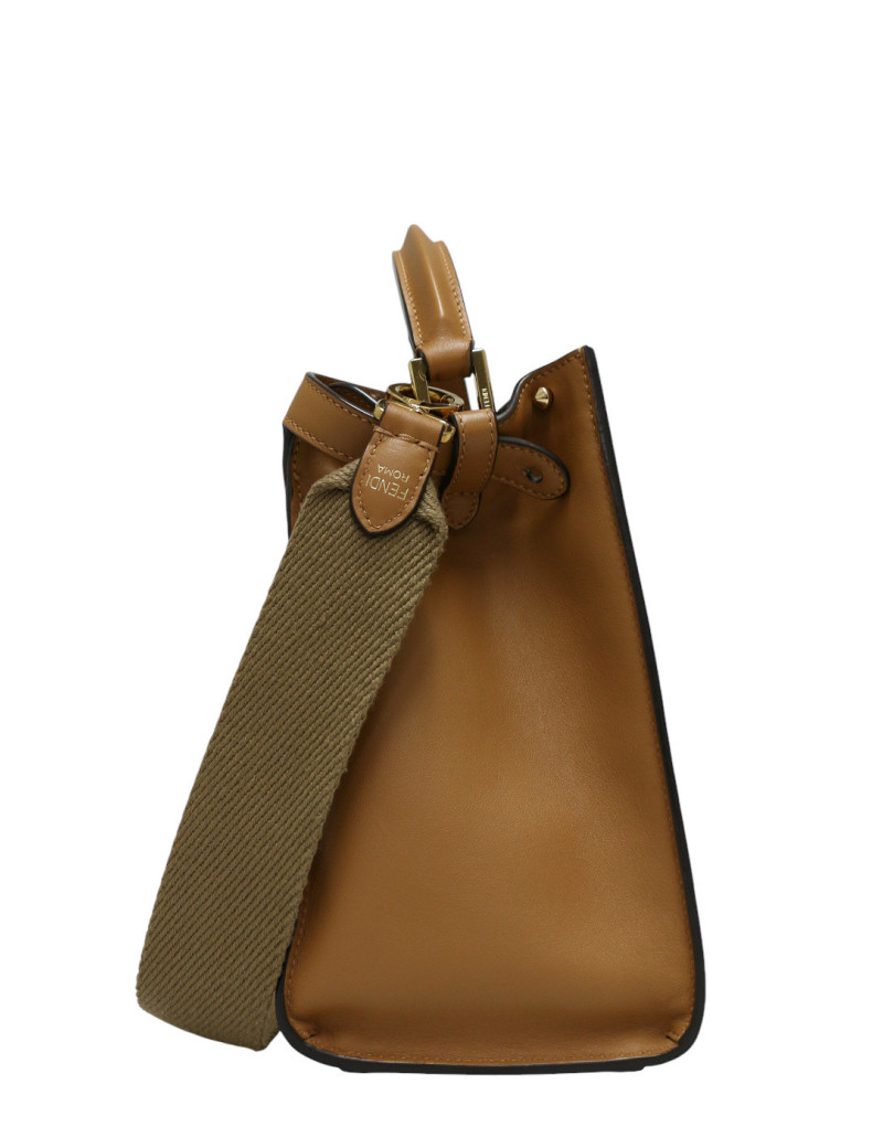 Sac Peekaboo FENDI gold intérieur FF mouton