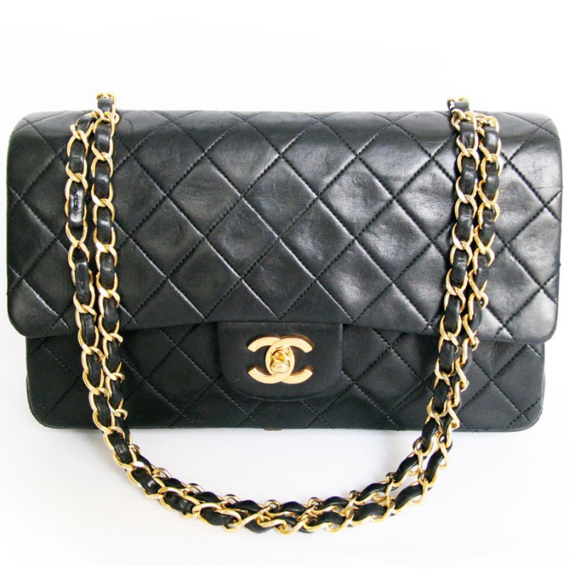 Timeless CHANEL bag in black smooth calf leather  VALOIS VINTAGE PARIS
