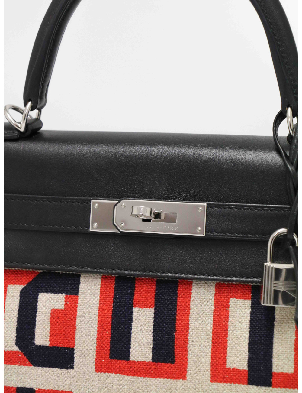 Kelly 28 toile de camp Hermès lettres au carré noir