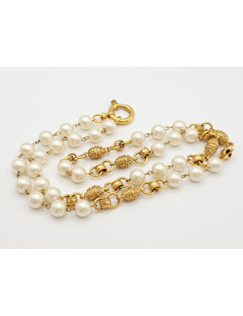 Sautoir à perles et metal doré Chanel