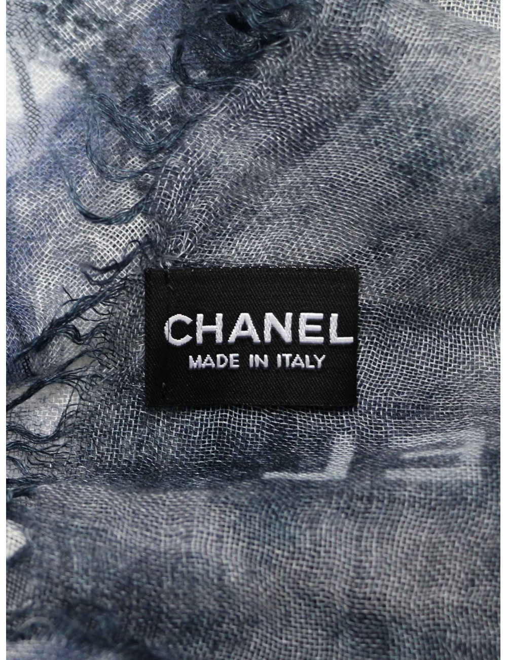 Large écharpe CHANEL