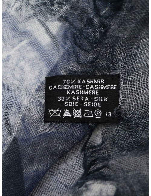 Large écharpe CHANEL