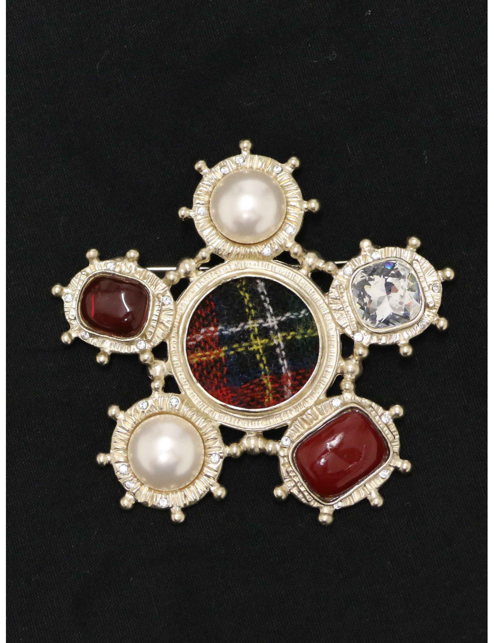 Broche Chanel Paris Edimbourg Métiers d'Art