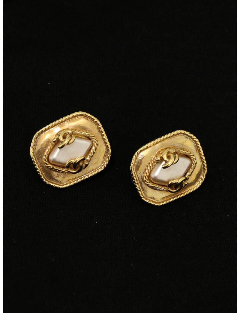 Boucles d'oreilles 95A Chanel