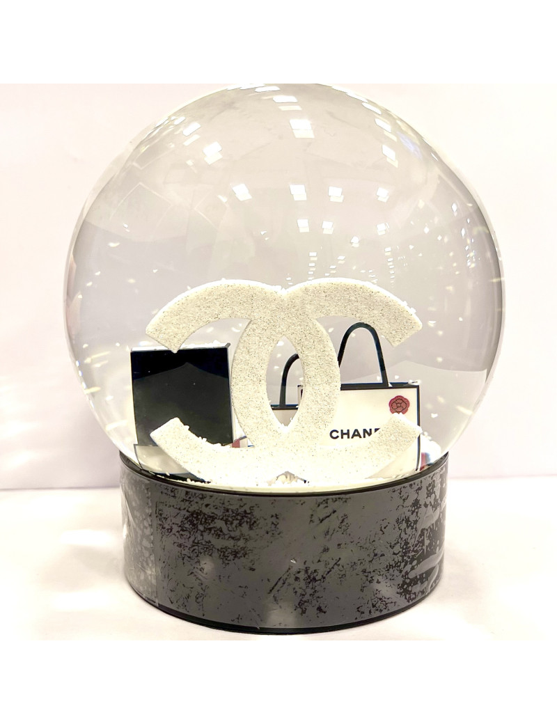 Boule a neige CC sacs blancs CHANEL