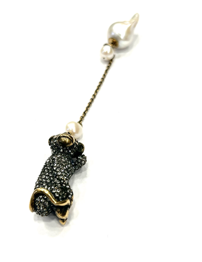 Boucle d'oreille Dior pendentif singe