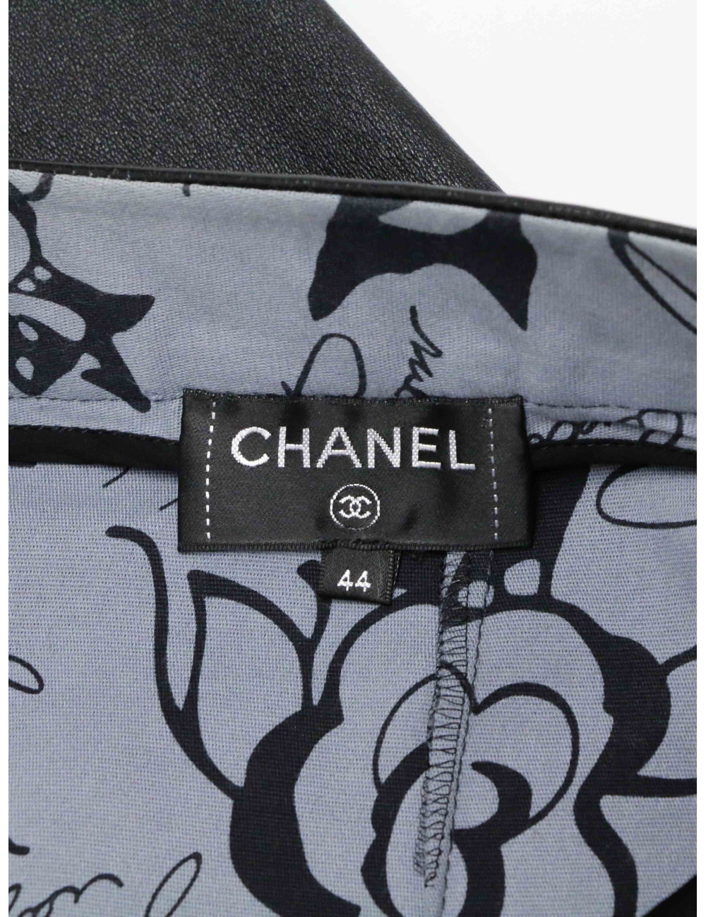 Ensemble T48 CHANEL Chemise jupe cuir d'agneau