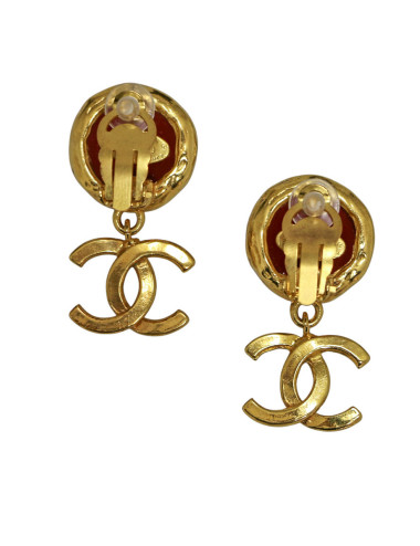 Boucles d'oreille pendantes pâte de verre rouge CHANEL 2