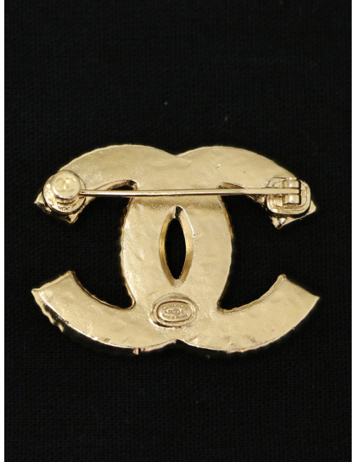 Broche Chanel émaillée nacre