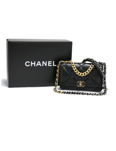 Sac Mini 19 CHANEL 2