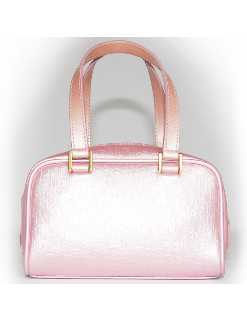 Petit sac CHRISTIAN DIOR en cuir verni rose monogrammée