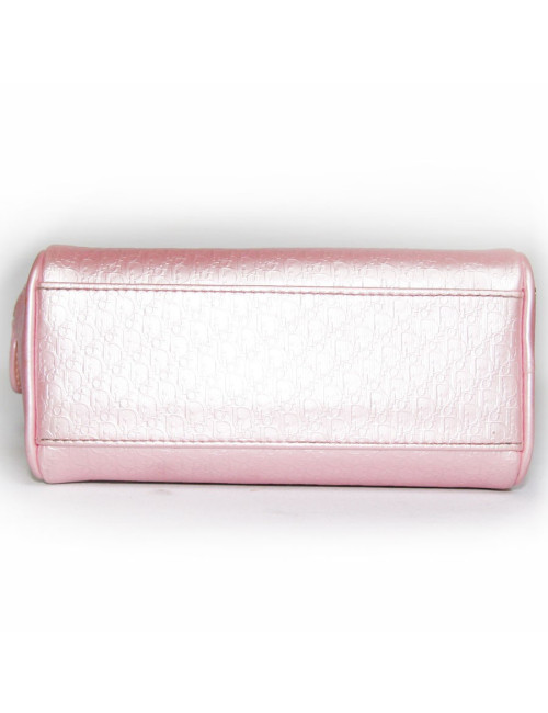 MINI sac CHRISTIAN DIOR en cuir verni rose monogrammée