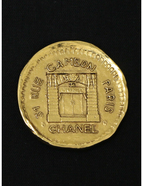 Broche Chanel 31 rue Cambon dorée