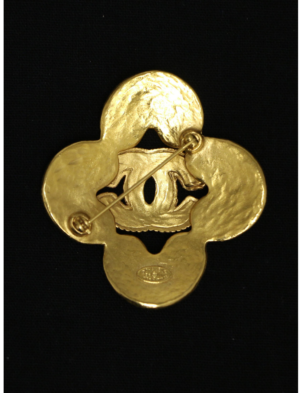 Broche Chanel CC doré Automne 1996