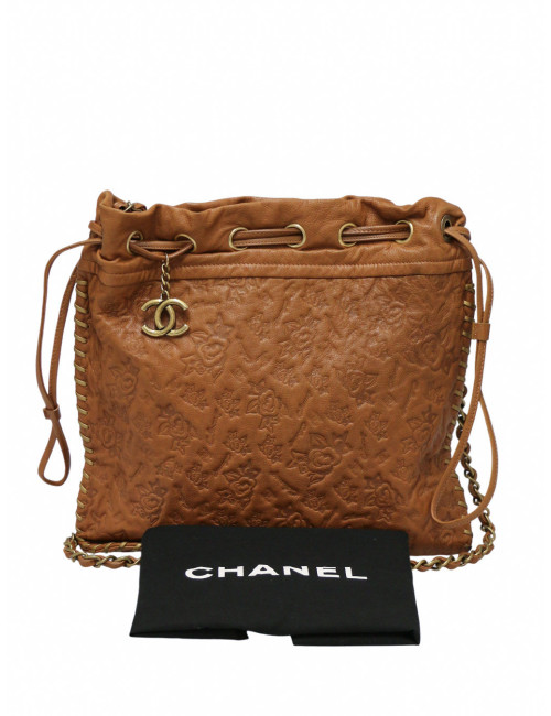 Sac Hobo CHANEL cuir embossé de camélias cognac