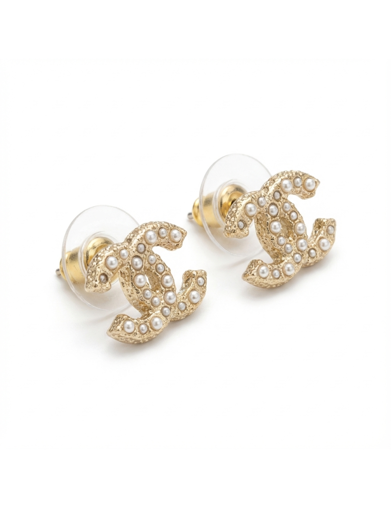 Clous d'oreilles Chanel perles