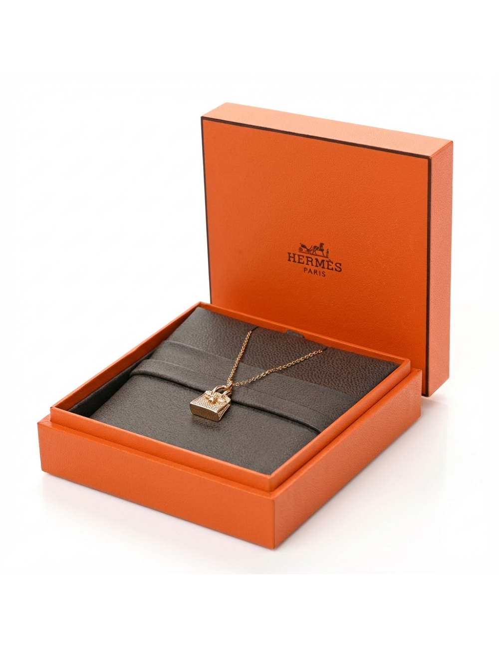 Pendentif Amulettes Birkin HERMES or rose et diamants