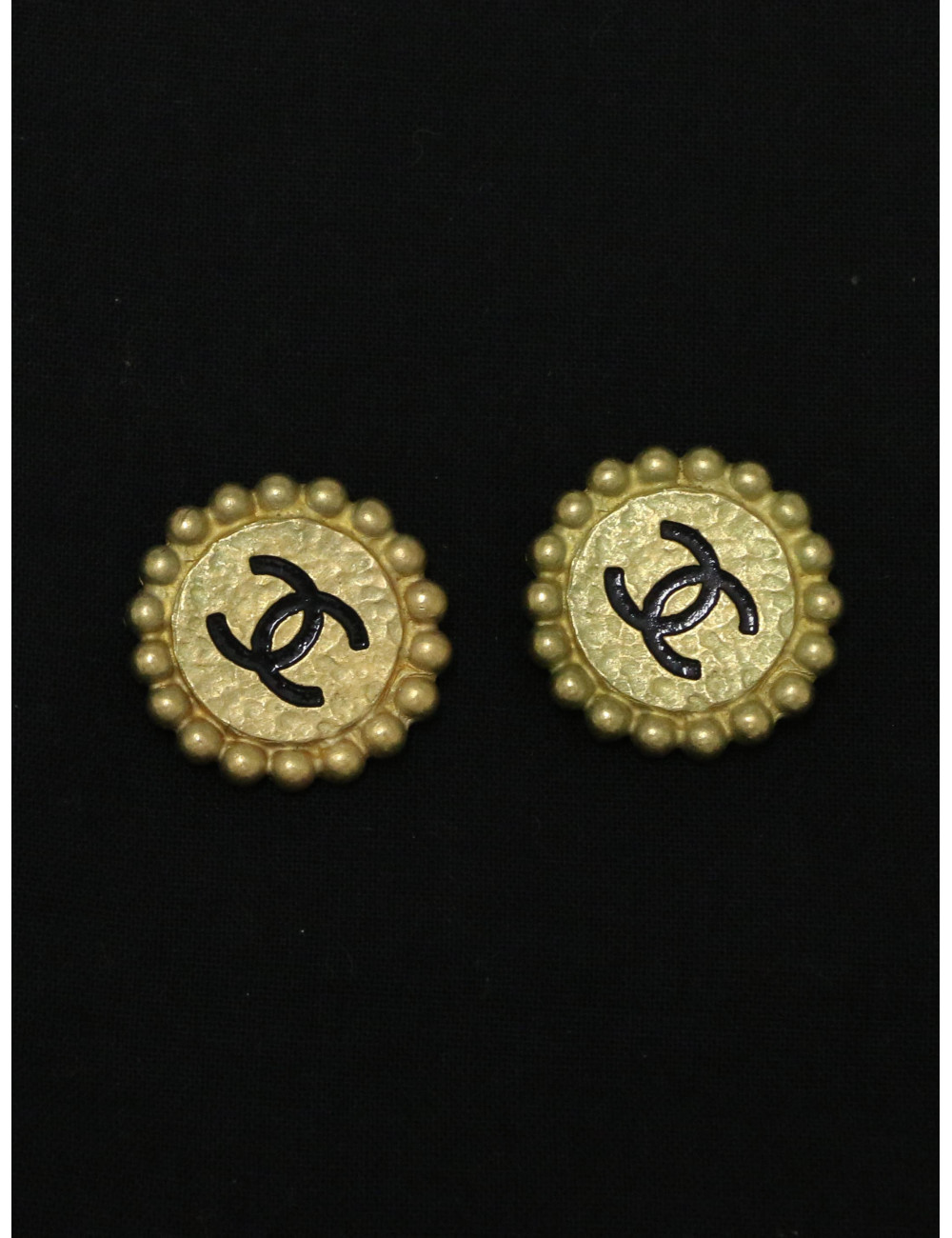 Boucles d'oreille vintage Chanel rondes