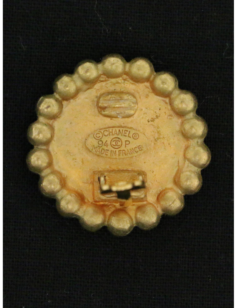 Boucles d'oreille vintage Chanel rondes