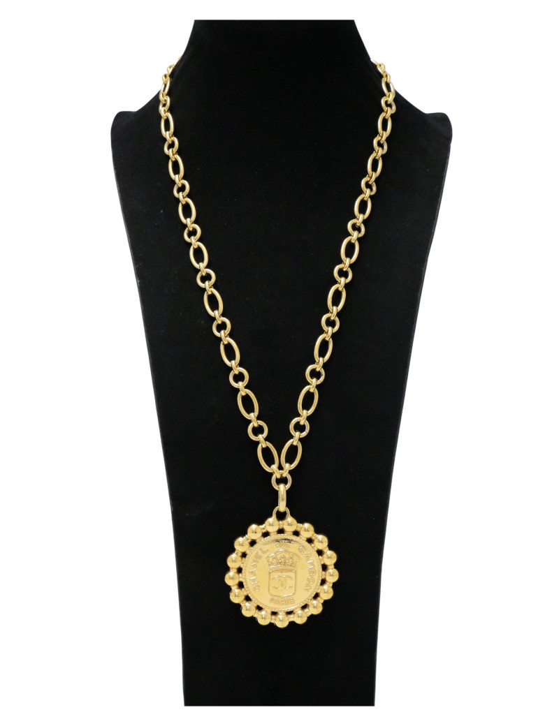 Sautoir Chanel médaillon doré Vintage