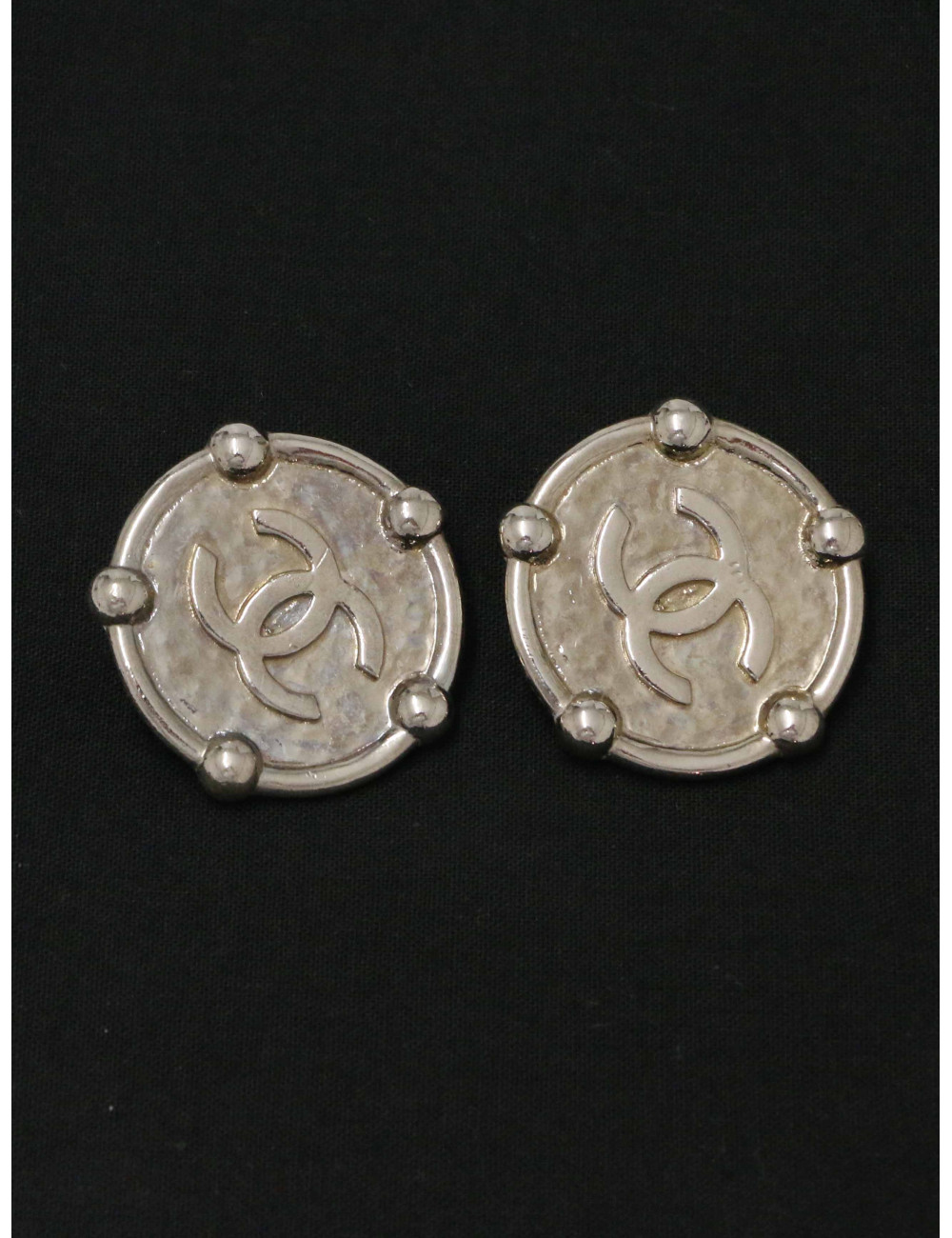 Boucles d'oreille rondes CHANEL argent