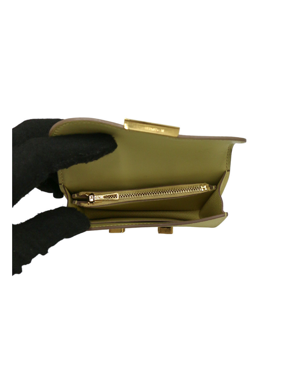 Porte monnaie Constance HERMES cuir Epsom jaune