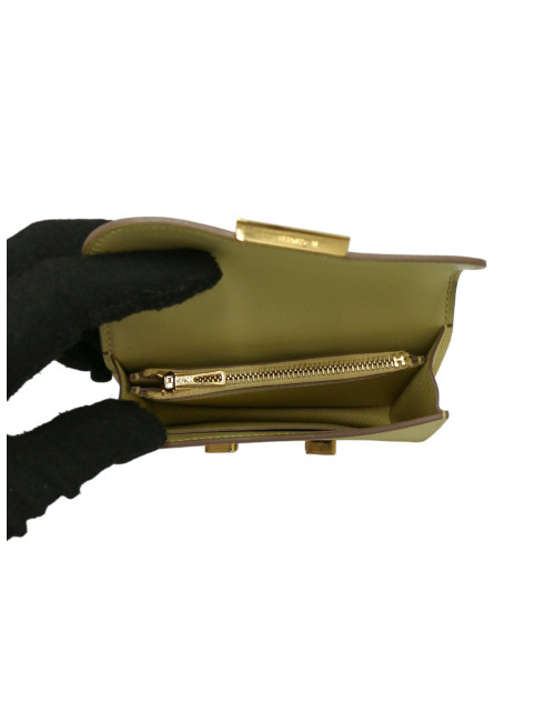 Porte monnaie Constance HERMES cuir Epsom jaune