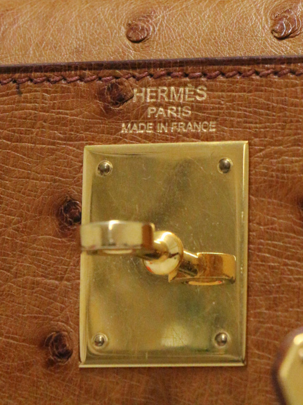 Kelly 28 sellier Hermès autruche gold
