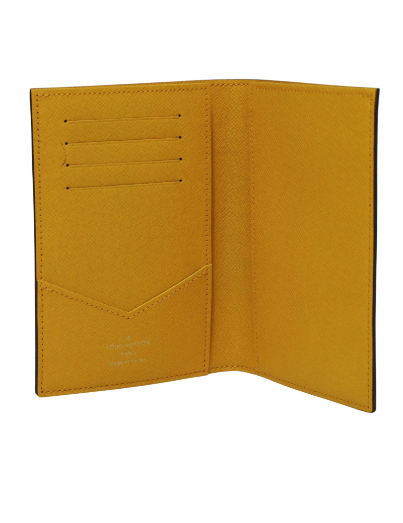 Couverture de passeport Louis Vuitton New York Soho 2022 Murakami