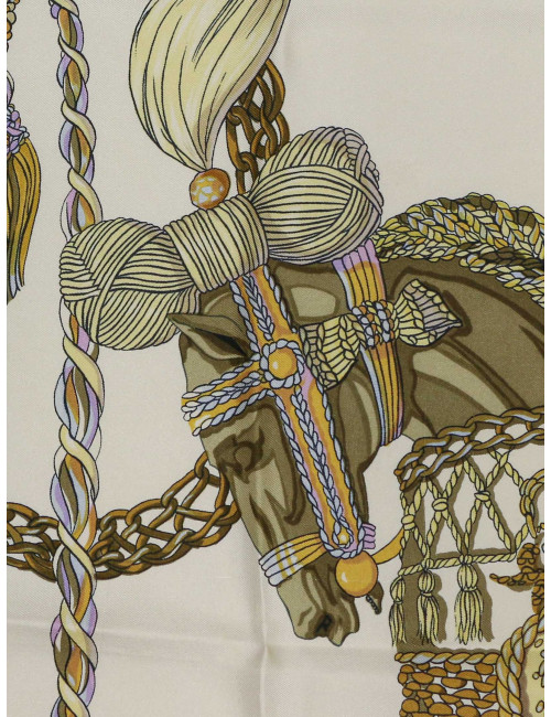 Carré HERMES bord rose