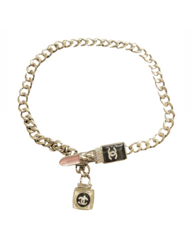 Collier Chanel lipstick