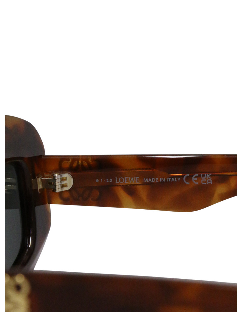 Lunettes de soleil LOEWE façon écaille