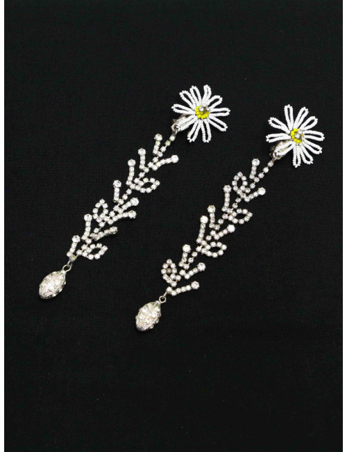 Clips pendants CHRISTIAN LACROIX marguerite perles strass