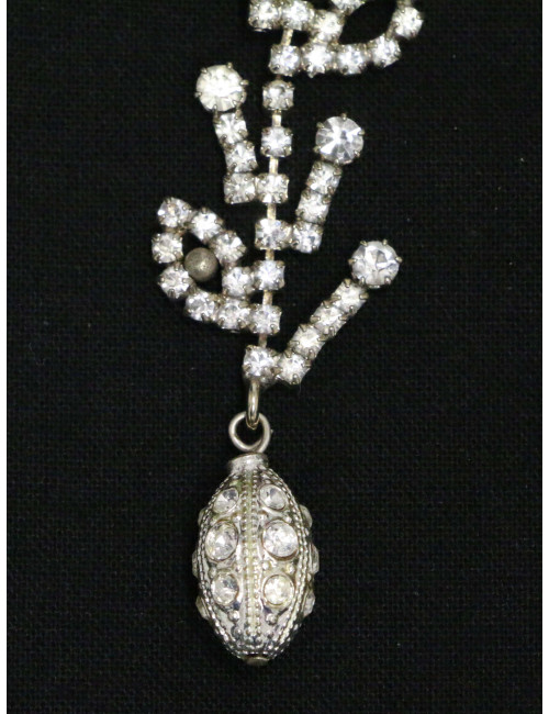 Clips pendants CHRISTIAN LACROIX marguerite perles strass