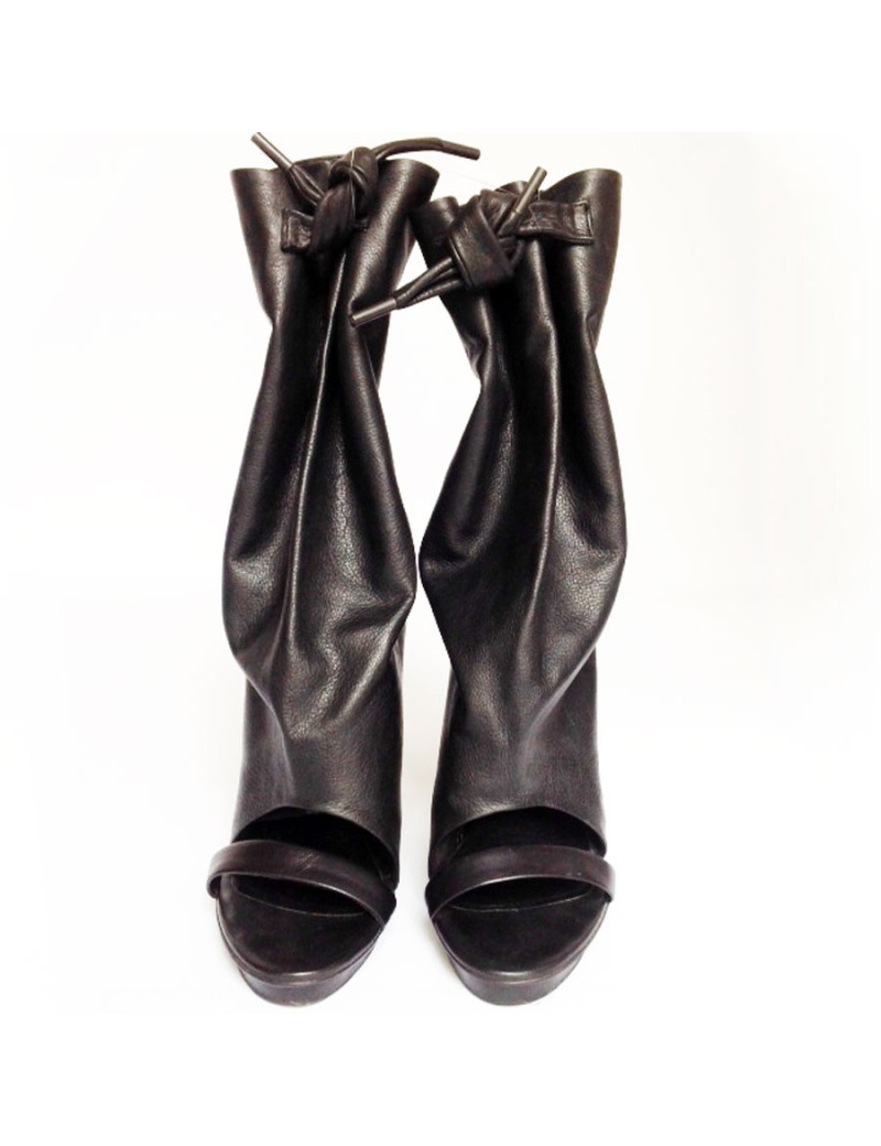 Escarpins BALANCIAGA T 36 façon bottines