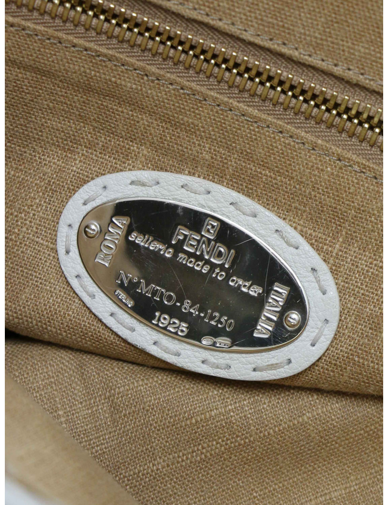 Grand sac Fendi Peekaboo blanc