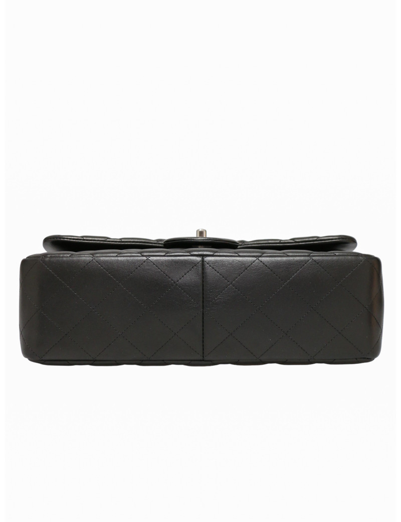 Jumbo Chanel cuir d'agneau noir