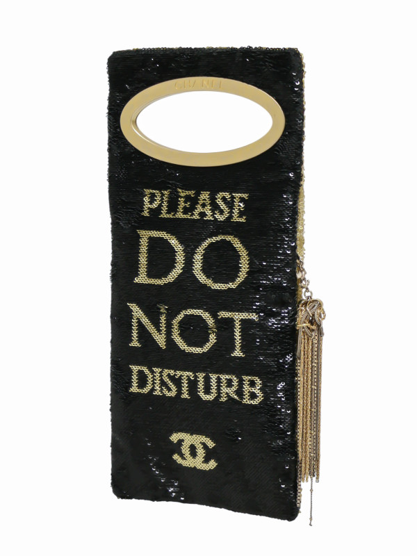 Clutch Chanel Cosmopolite Ritz "Please do note Disturb" 2017