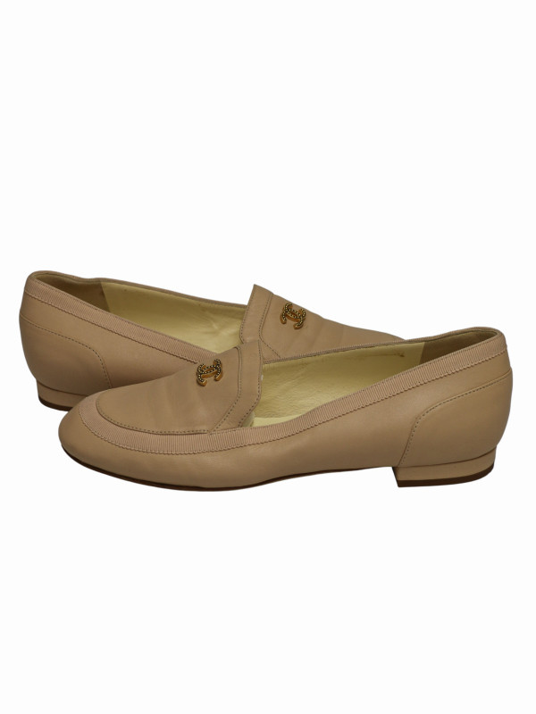Mocassins Chanel T 36,5 cuir d'agneau beige