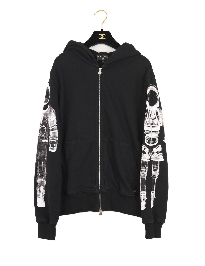 Sweat Chanel Astronaute Runway 2017 T42