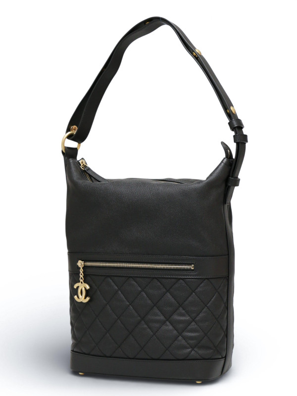 Sac Chanel cuir grainé noir