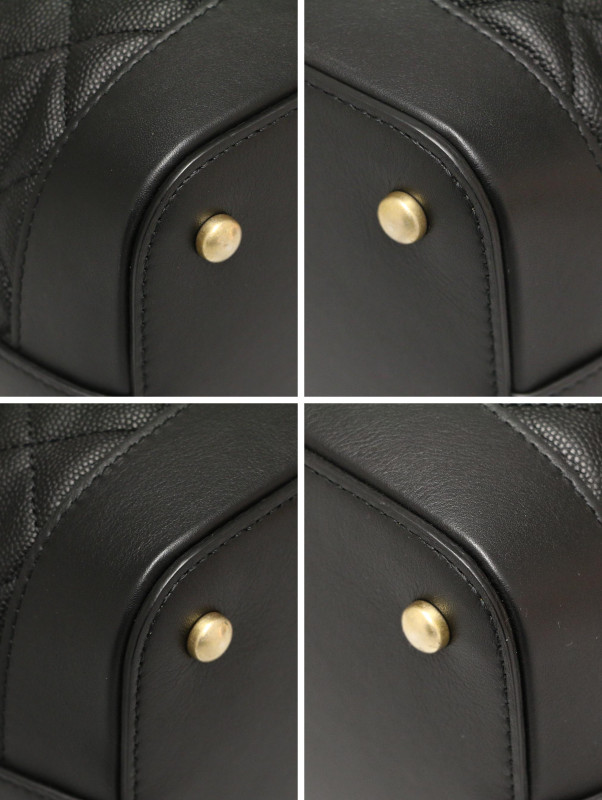 Sac Hobo Chanel cuir grainé noir