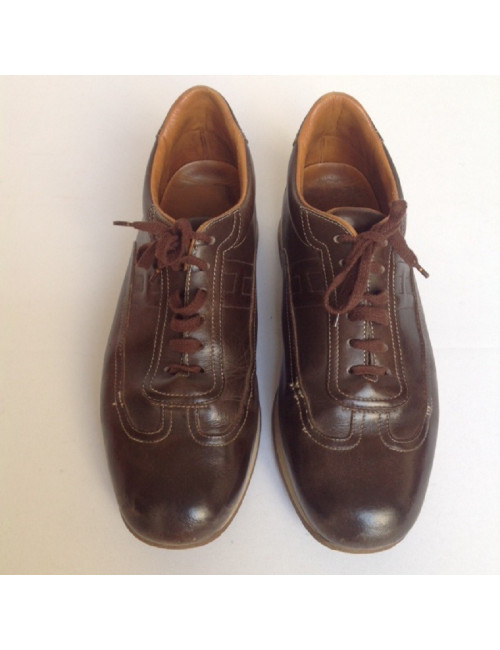 Basket en cuir marron HERMES T43,5