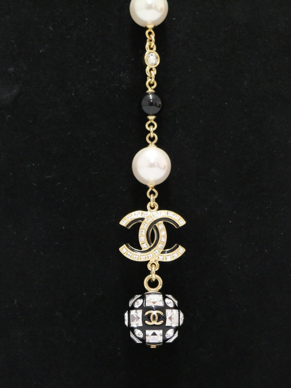 2024 Sautoir Chanel perles boule à facettes