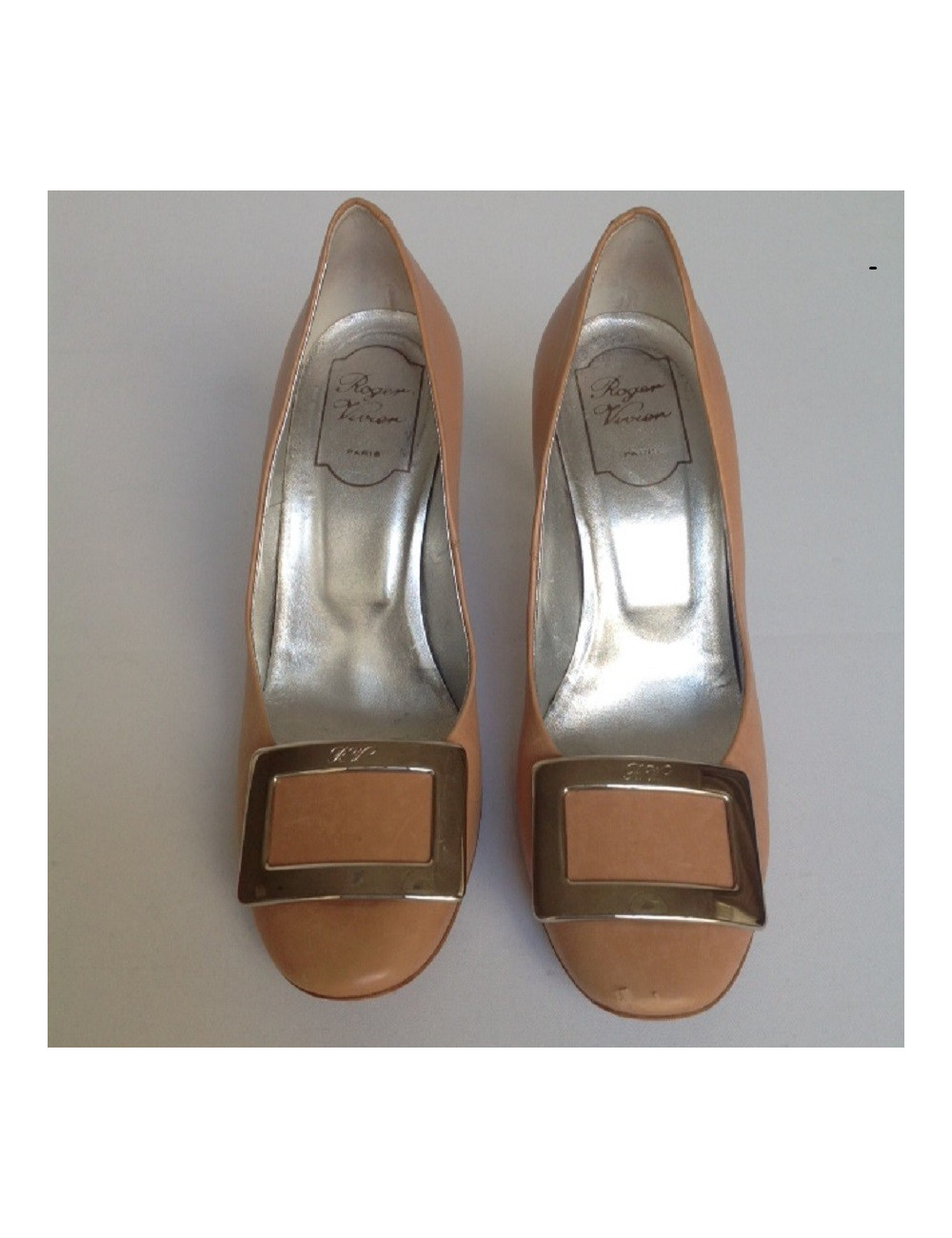 Escarpins couleur pèche ROGER VIVIER T38